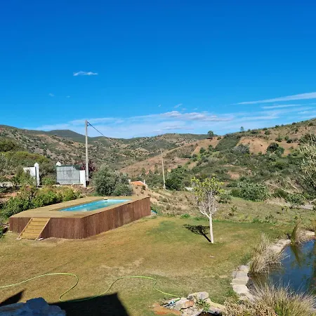 Beautiful 3-bed House In Casa de Férias Tavira